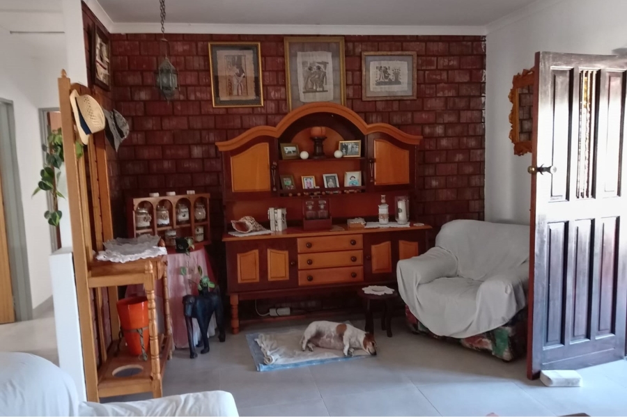 3 Bedroom Property for Sale in Wavecrest Eastern Cape